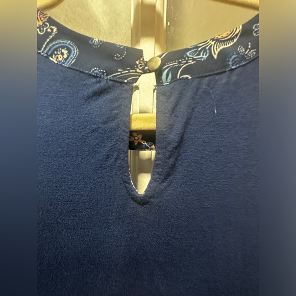 NWT Papermoon Floral Paisley Design Top - Picture 9 of 9